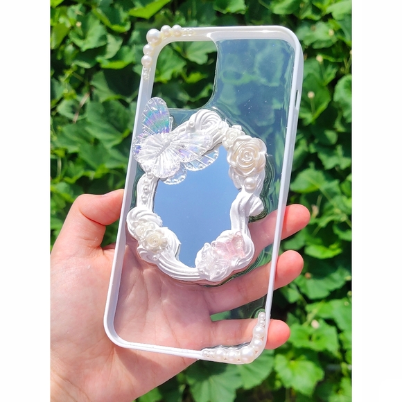 Butterfly Mirror Decoden Resin Phone Case - Picture 2 of 2